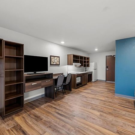 Woodspring Suites Kansas City Airport Zewnętrze zdjęcie