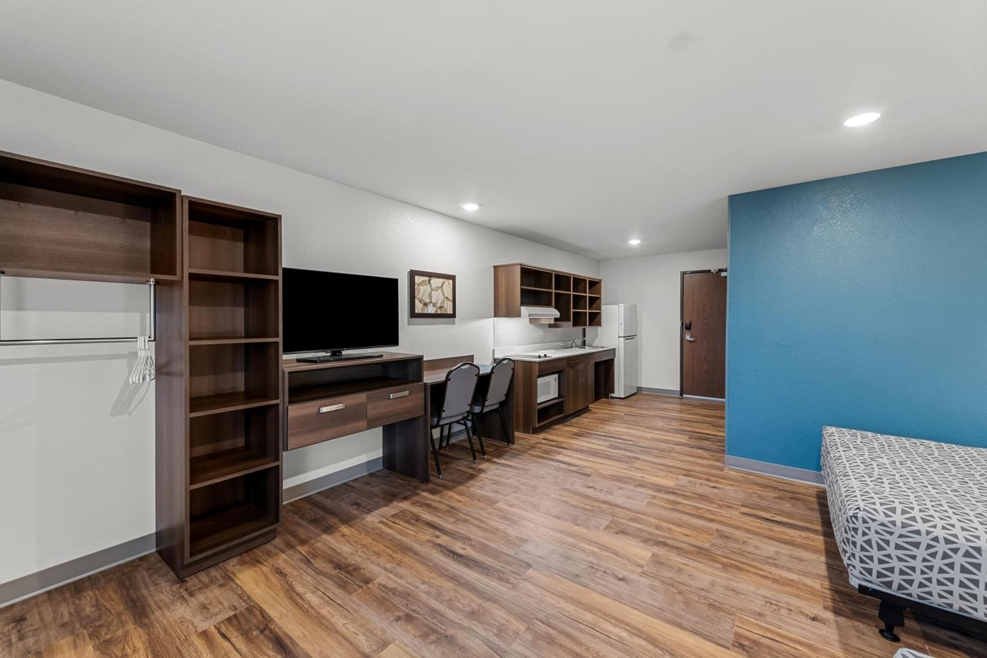 Woodspring Suites Kansas City Airport Zewnętrze zdjęcie