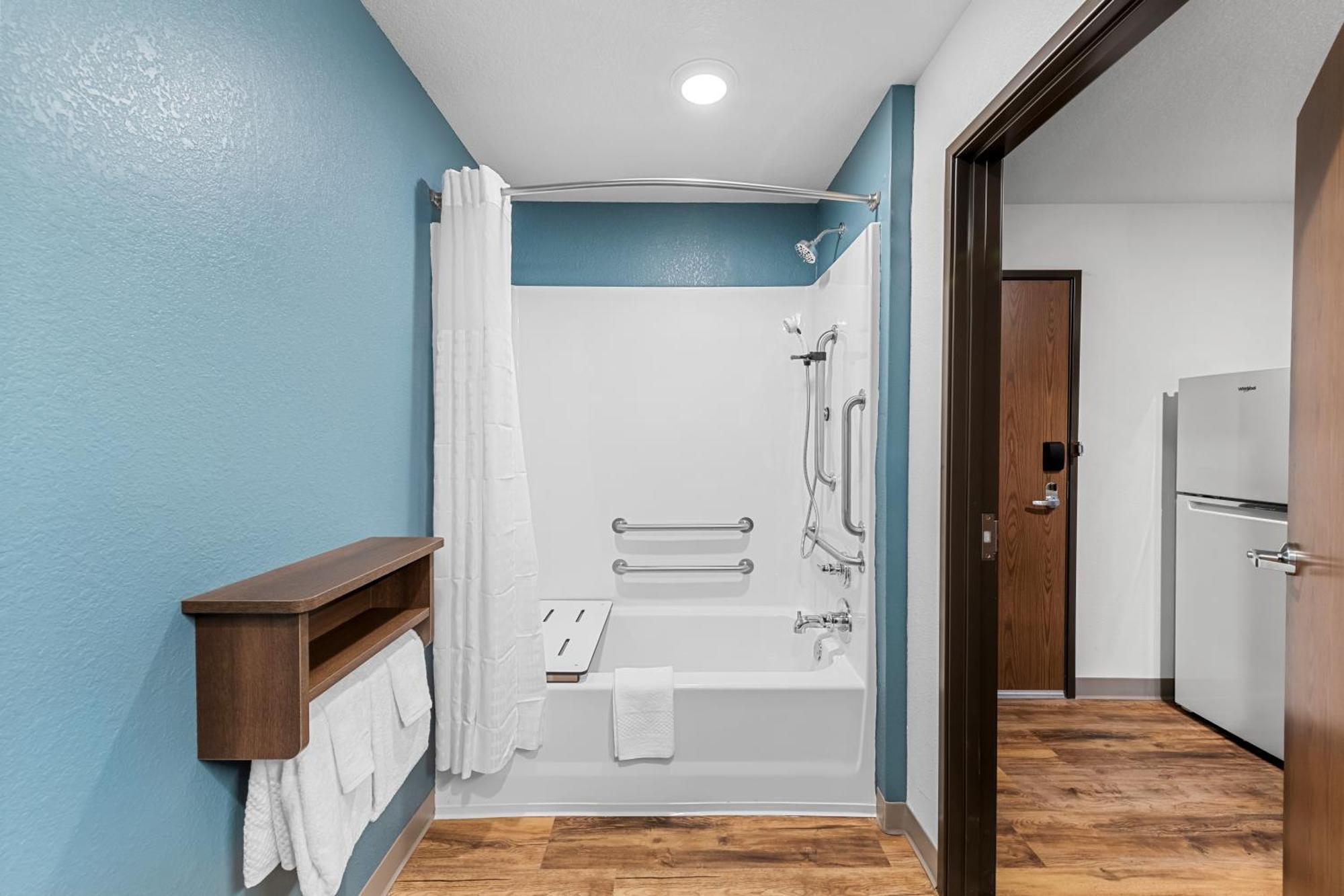 Woodspring Suites Kansas City Airport Zewnętrze zdjęcie