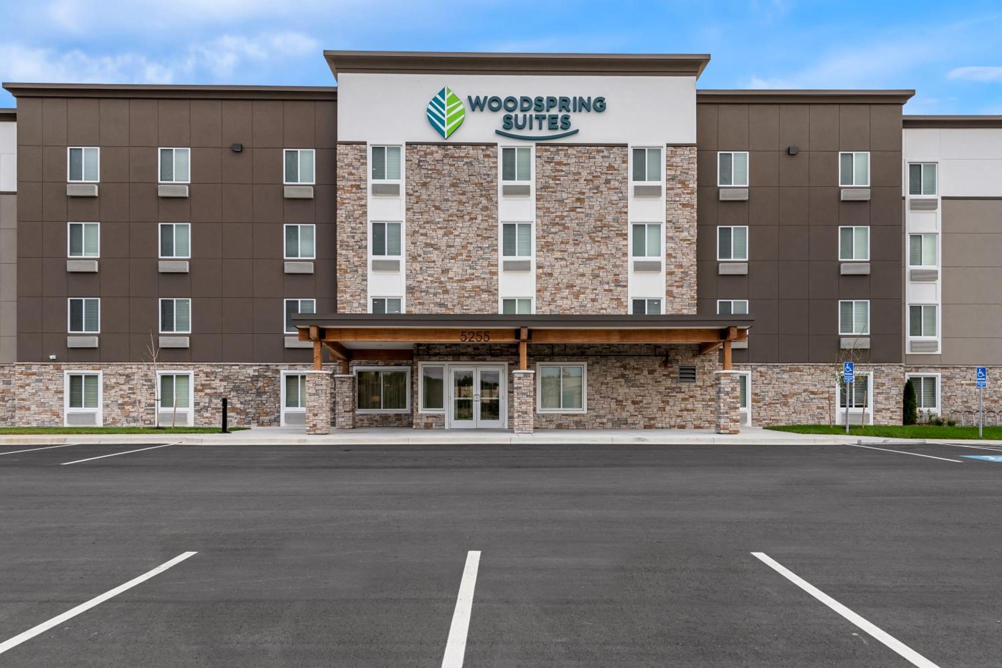 Woodspring Suites Kansas City Airport Zewnętrze zdjęcie