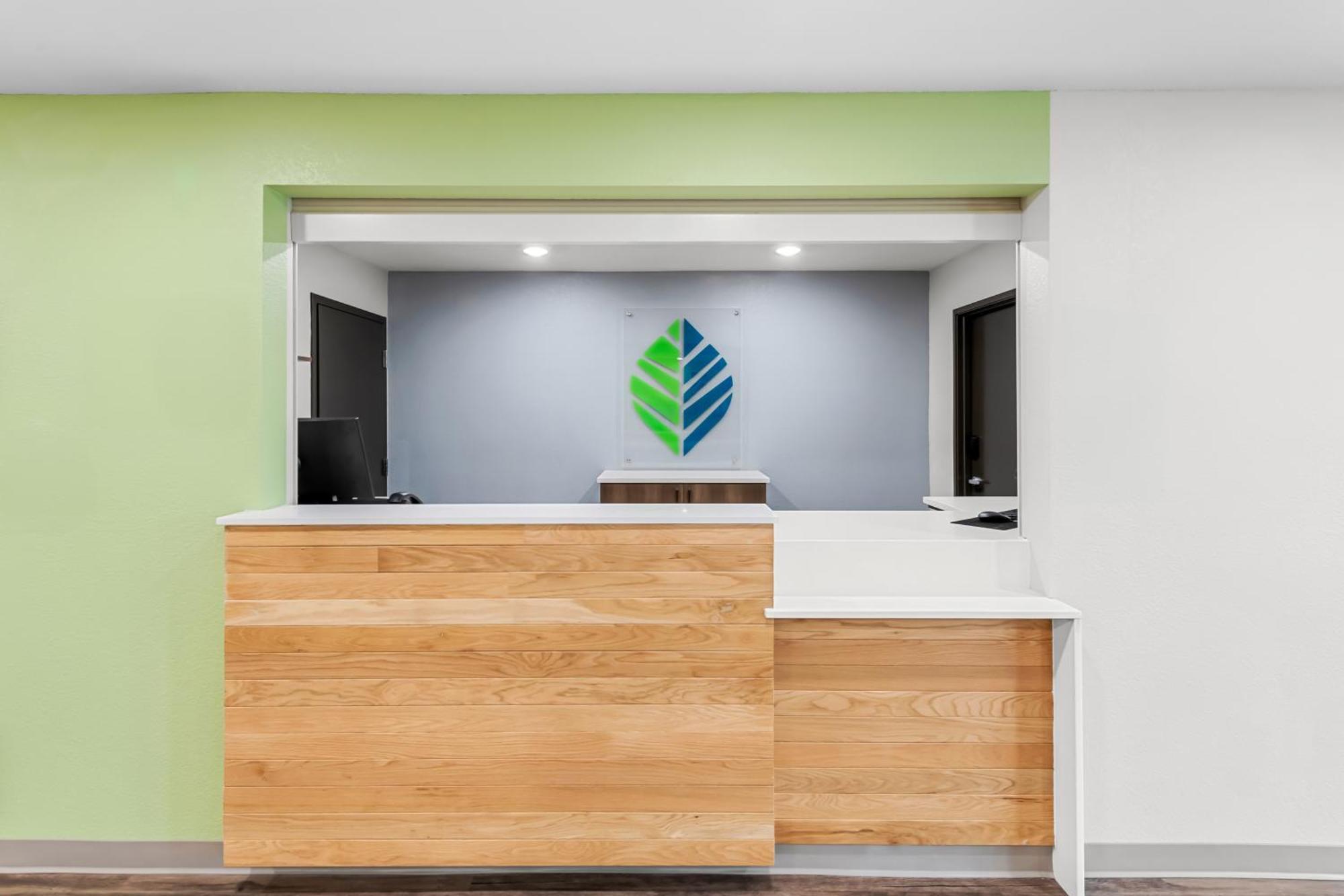 Woodspring Suites Kansas City Airport Zewnętrze zdjęcie