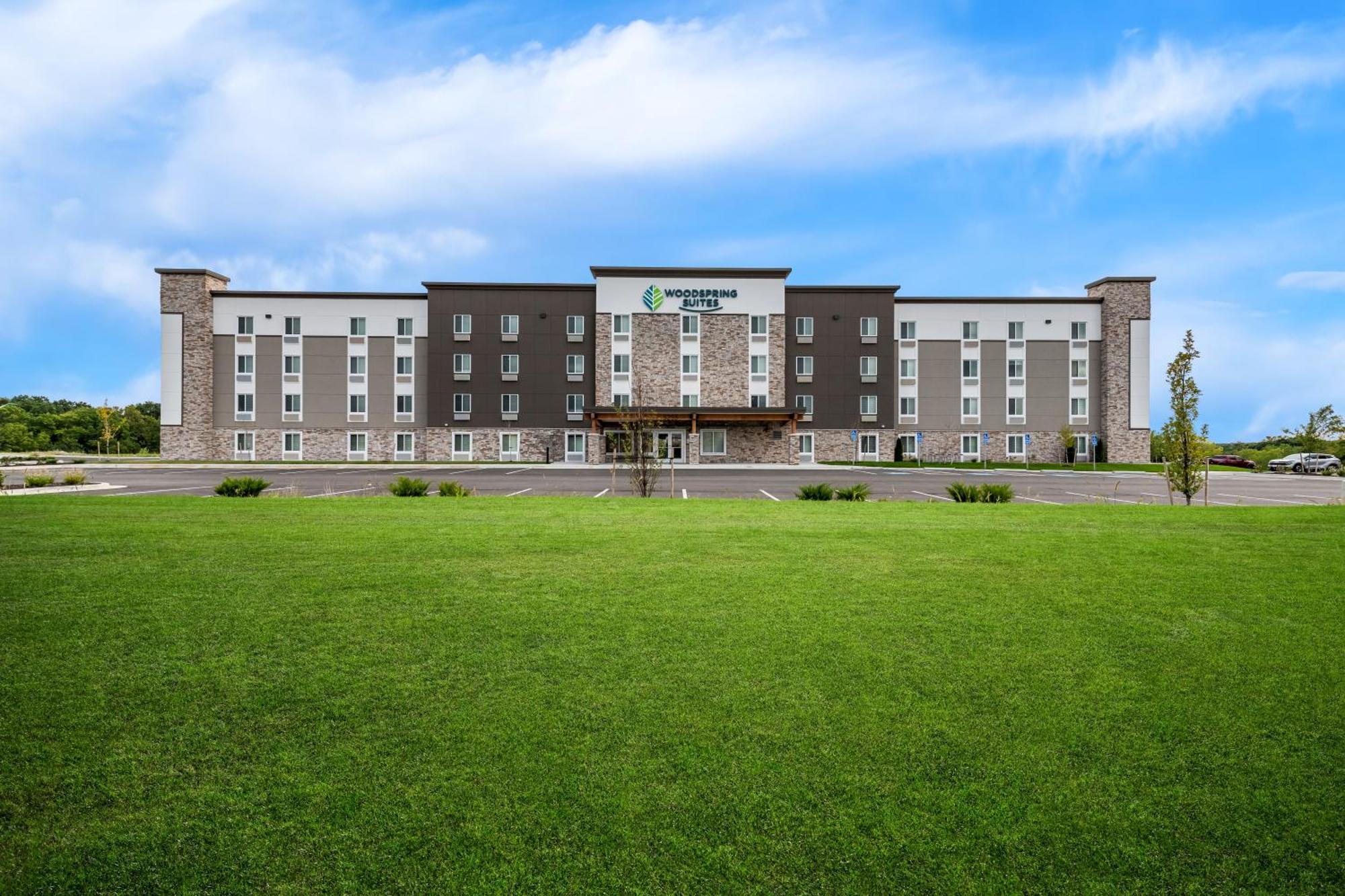 Woodspring Suites Kansas City Airport Zewnętrze zdjęcie
