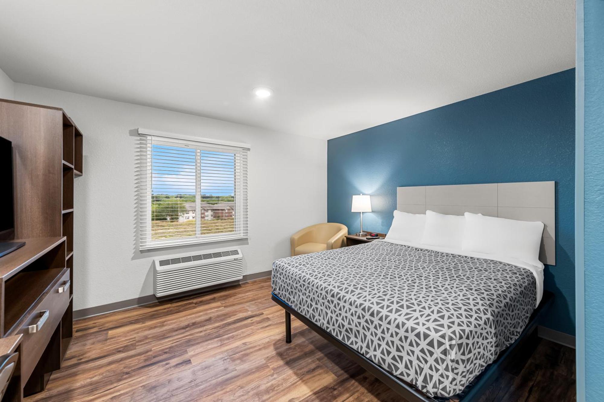 Woodspring Suites Kansas City Airport Zewnętrze zdjęcie